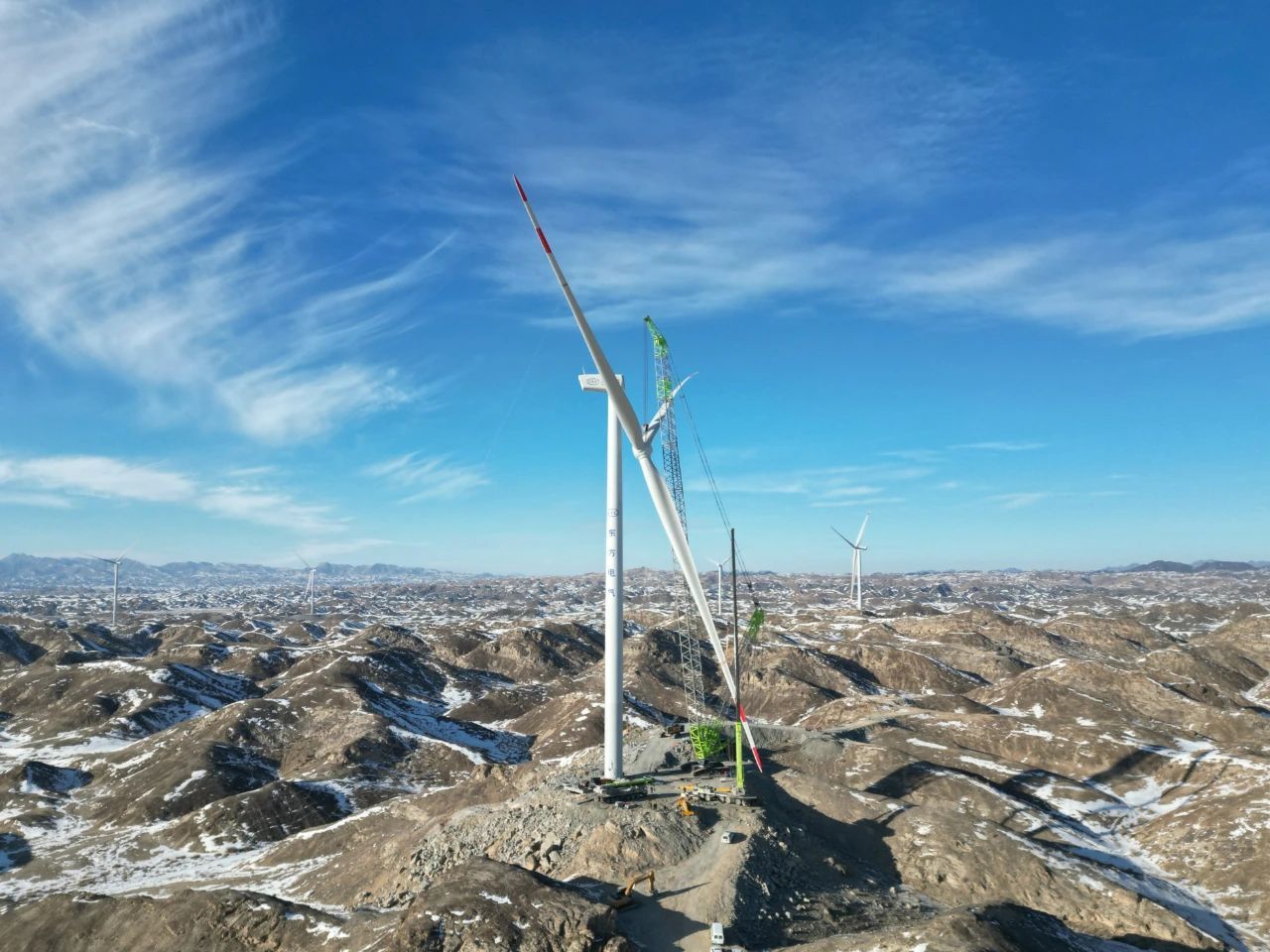 CA5233C8AD19E6E919A426D67B7_B162D0D3_2EAD7