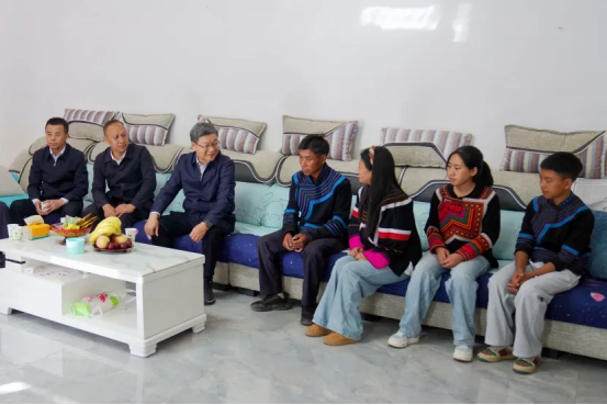 7575883495D753F73E7BD724B3D_1619F8BD_C7B4A