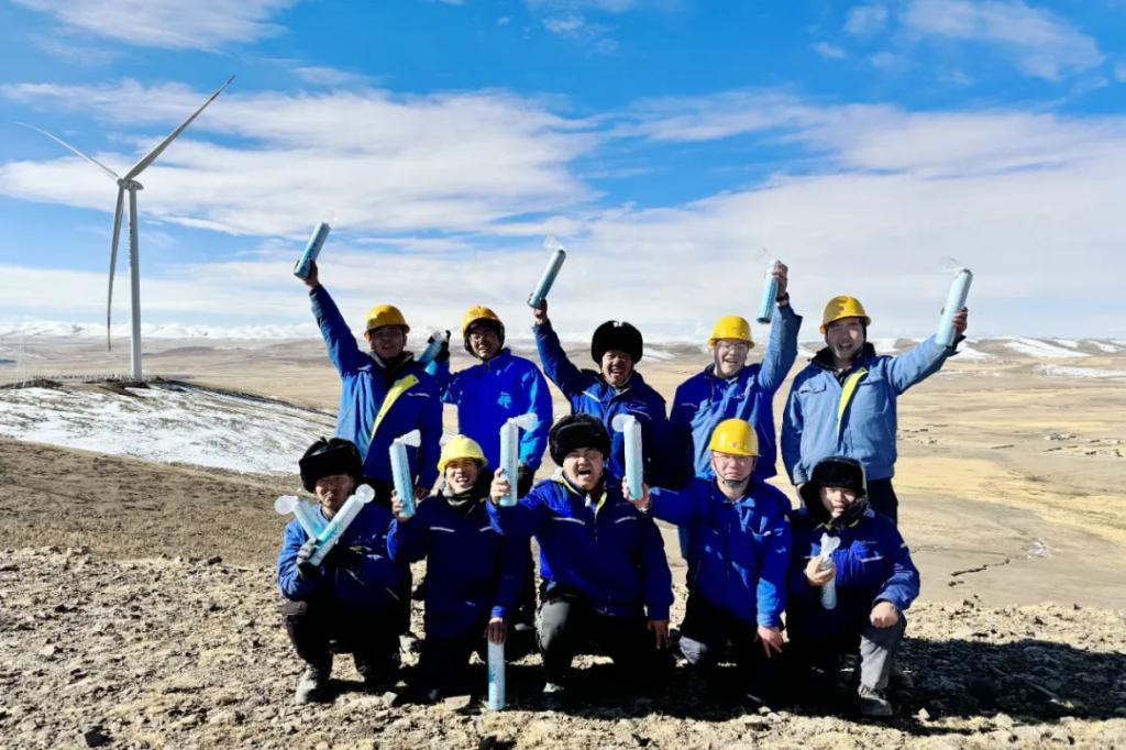 7CC3BBE3B78E7B24B1C48B33AFA_8D5C857D_1B3B7